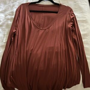 Lululemon long sleeve top